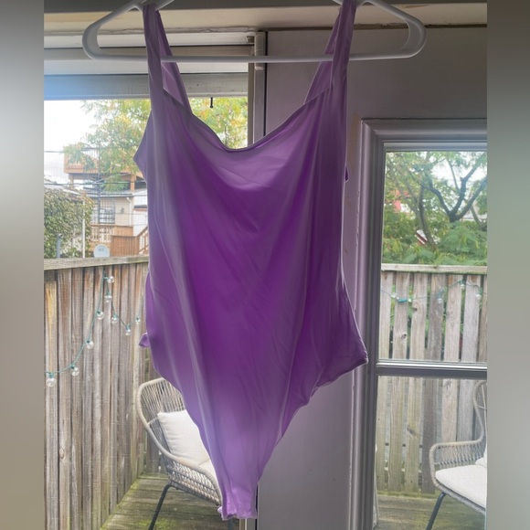 NWT Skims Fits Everybody Bodysuit - Picture 3 of 5